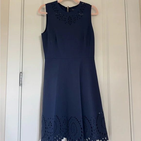 Elegant Navy Sleeveless Dress - Picture 1 of 4